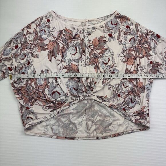 Free People Keepin' On Top Blouse Oversized Floral Cropped Ivory Size Small Boho - Picture 7 of 9